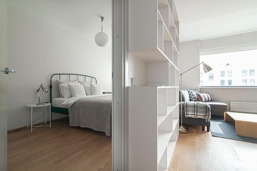 Comfortable Center By Urban Rent