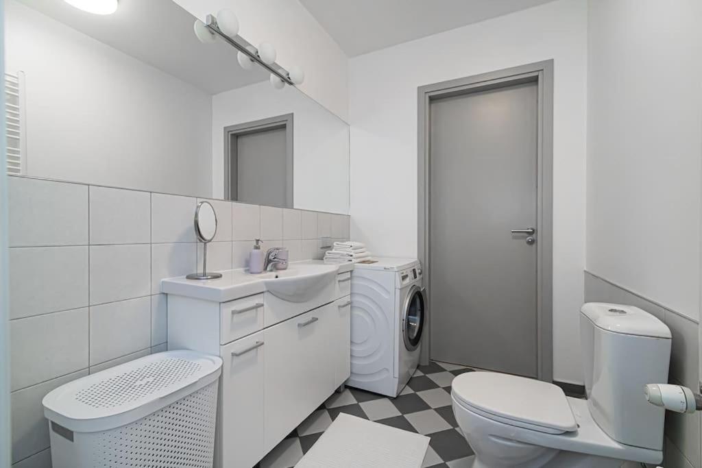 Comfortable Center By Urban Rent Appartamento